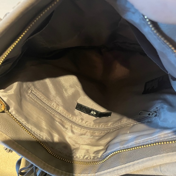 H&M Grey Sued Fringe Handbag - Picture 3 of 3